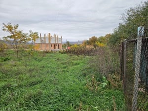 750 mp la 10 min de oras