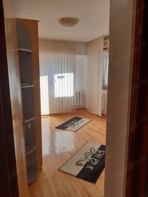 Proprietar, inchiriez apartament 2 camere decomandat, mobilat si utilat,zona Unirii - imagine 3