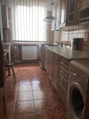 Închiriez apartament Precista - imagine 3