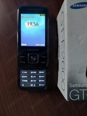 Samsung slide E2600