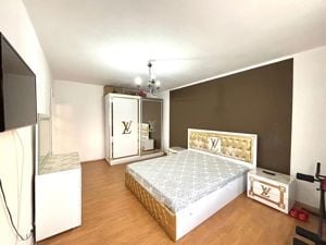 Apartament 2 camere, etaj intermediar, Zona Lipovei