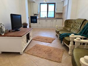 Apartament 2 Camere | Zona Lipovei | Cu Parcare In Curte - imagine 3