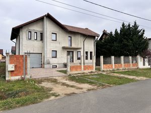 Vilă unică, gata să devină locuința ta de vis, în Livada. - imagine 18