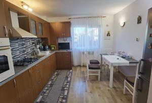 VAND sau SCHIMB 3 camere in Vila cu 2 apartamente loc Giroc aproape de Primarie si Scoala - imagine 17