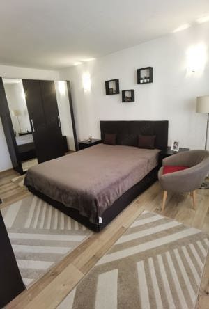 VAND sau SCHIMB 3 camere in Vila cu 2 apartamente loc Giroc aproape de Primarie si Scoala - imagine 12