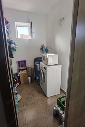 VAND sau SCHIMB 3 camere in Vila cu 2 apartamente loc Giroc aproape de Primarie si Scoala - imagine 16