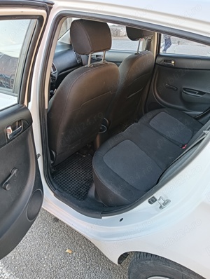 Vând Hyundai i20 pe GPL - imagine 6