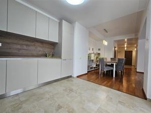 Apartament 3 camere in Bellevue Residence - imagine 11