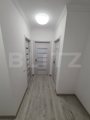 Apartament 3 camere, 2 bai, ultrafinisat,garaj, parcare, zona Oncos - imagine 10