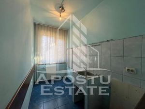 Apartament cu 2 camere, semidecomandat,  etaj intemediar, Sagului - imagine 6