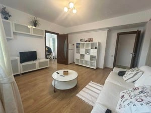 Proprietar, vand apartament cu 2 camere, loc parcare inclus - imagine 9