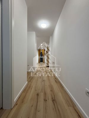 Apartament cu 2 camere, centrala proprie, loc de parcare,zona Soarelui - imagine 9