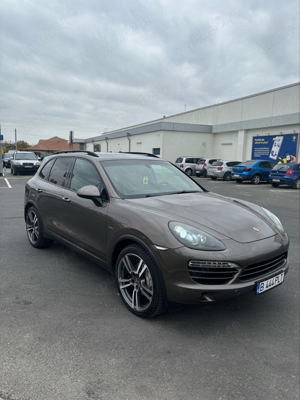 Porsche Cayenne - imagine 2
