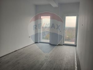 Penthouse 4 camere și terasa 34 mp Micalaca - imagine 4