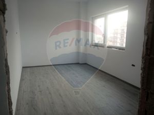 Penthouse 4 camere și terasa 34 mp Micalaca - imagine 3