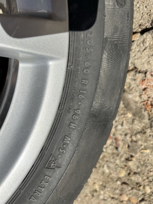 Vând roți complete iarna M+S Continental runflat BMW originale. - imagine 4