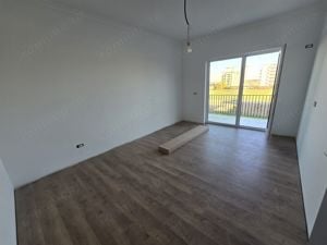 Apartament 2 camere. Decomandat. Terasa mare. Etaj 1. Asfalt. Bloc nou - imagine 9