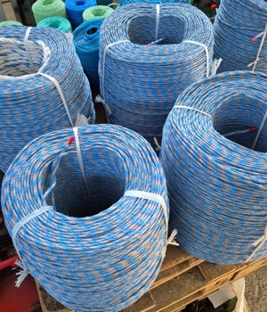 Sfoara prese balotat deseuri