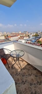 Vand apartament 4 camere Bd.Decebal - imagine 7