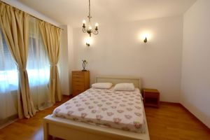 Apartament 2 camere - zona Centrala - imagine 13