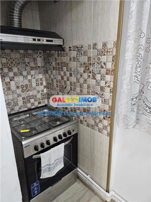 Vanzare apartament 3 camere decomandat Targoviste Micro 4 - imagine 8