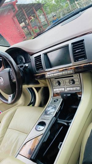 Vand sau schimb jaguar xf  - imagine 4