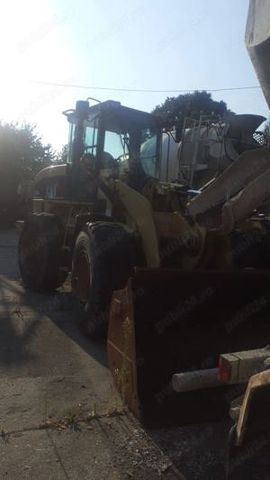 Încărcător frontal Caterpilar