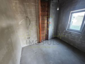 Apartament in Vila. Gradina proprie 150 mp. Terasa. 20.66 - imagine 8