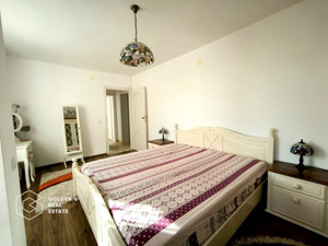  Apartament cu 3 camere Ultracentral etaj 3 Biserica Rosie  - imagine 4