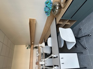 inchiriere post manichiura - imagine 6