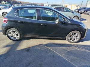 peugeot 208 - 2012 - km124000 - imagine 2
