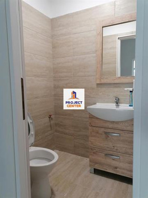 Spatiu renovat, Central, Pitesti - imagine 18