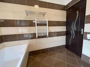 Apartament ultraspatios DECOMANDAT 2 camere cu priveliste, parcare, Coresi - imagine 12