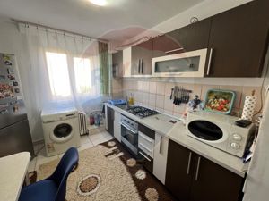 De închiriat apartament 2 camere, Piața Rogerius - imagine 2