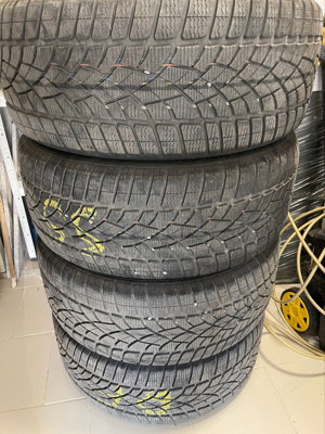 Anvelope de iarna Dunlop 275/45/R20 