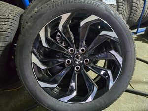 vand jante originale lexus ux 250h - imagine 4