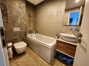 Apartament de trei camere , zona Coresi - imagine 12