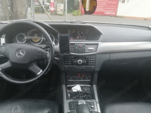 E200 an2012 - imagine 9