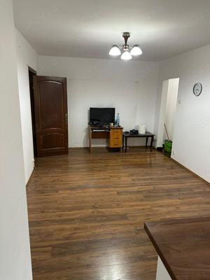 Apartament 2 Camere de Vânzare Pantelimon, Parter, Boxă Inclusă - Proprietar Direct - imagine 2