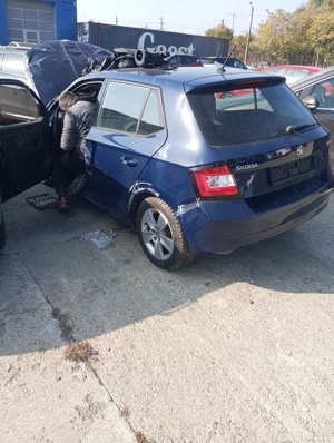 Dezmembrez Skoda Fabia 3  An 2016 - imagine 5