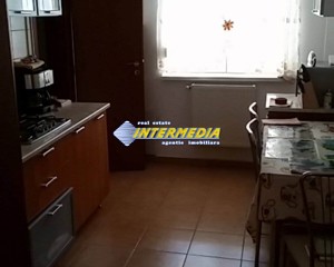 Apartament 3 camere de vanzare  in bloc nou Alba Iulia zona Centru - imagine 11