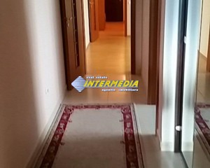 Apartament 3 camere de vanzare  in bloc nou Alba Iulia zona Centru - imagine 6