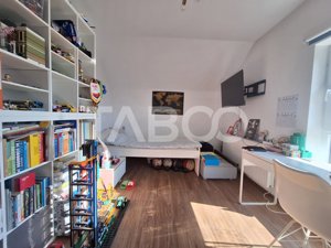 Apartament 118 mp 4 camere balcon pivnita loc parcare Piata Cluj Sibiu - imagine 8