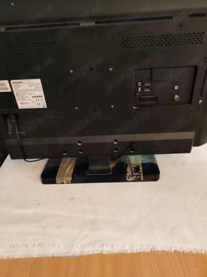 Vand televizor Philips LED diagonala de 80 cm - imagine 4