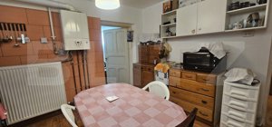 Apartamaent in casa, zona CENTRALA cu 4 camere, 118,4 mp, Targoviste  - imagine 13