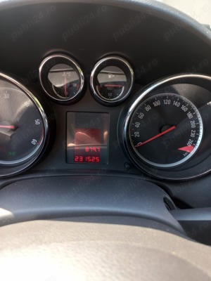 Vând Opel Astra Tourer - imagine 2