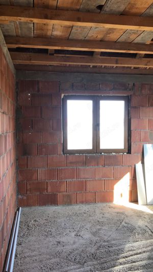 Vind Casa Peciu Nou - imagine 5