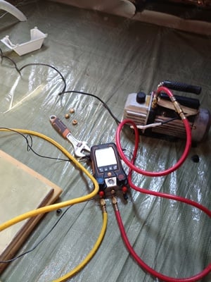 Reparatii frigidere congelatoare vitrine frigorifice clime montaj aer condiționat  - imagine 3