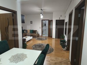 Apartament decomandat 3 camere, 90mp, zona Lac, Radauti - imagine 3