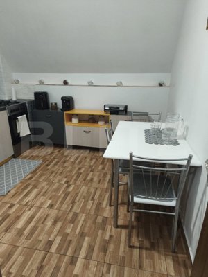 Apartament decomandat 3 camere, 90mp, zona Lac, Radauti - imagine 9